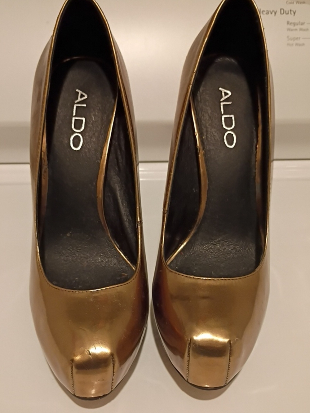 ALDO Metallic Gold Pumps